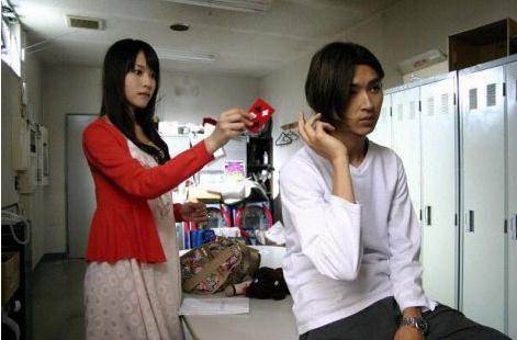 松田翔太主演的大热连续剧《诈欺游戏》