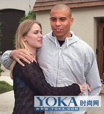 <em>罗纳尔多</em>和<em>女友</em>苏珊娜