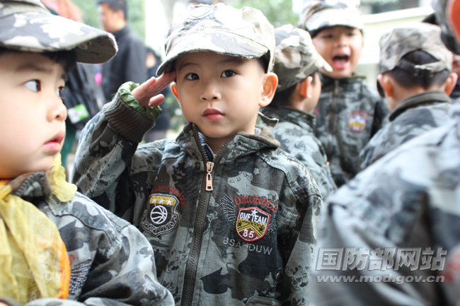 武警杭州士官学校里的\小学员\--黄岩新闻网