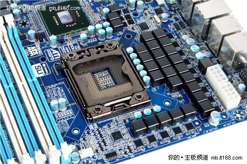i79700k配什么主板超频 12101550_999951.jpg
