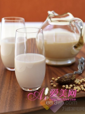 喝豆浆有什么好处 每天都可以喝吗 12170854_888857.jpg
